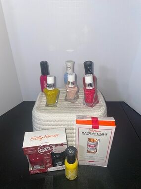 Sally Hansen Mixed Nail Polish Set in Yellow, Pink, Coral, Nude